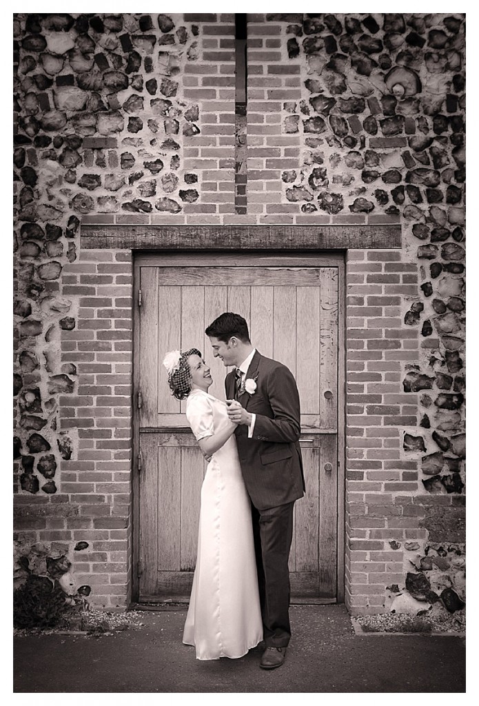 A nostalgic and beautiful 40's inspired wedding... {part 1}