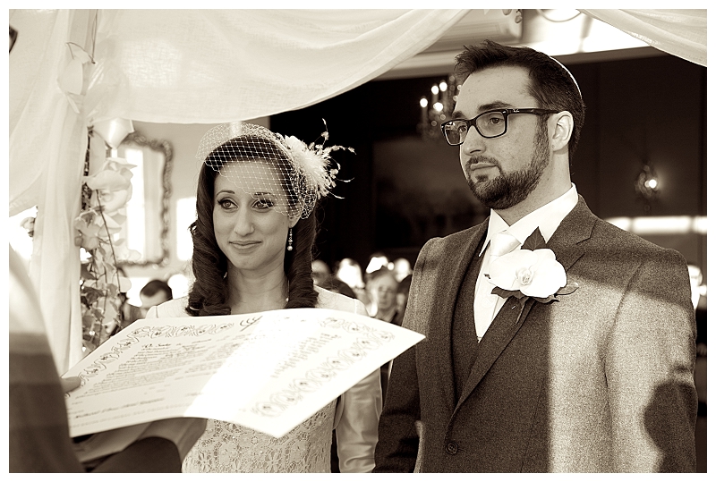 A winters tale! A vintage jewish wedding with touches of silver, navy and white