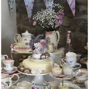 Alice's adventures in wonderland... a mad tea party styled shoot