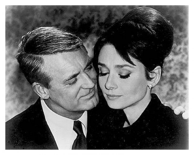 Audrey_Hepburn_and_Cary_Grant_1