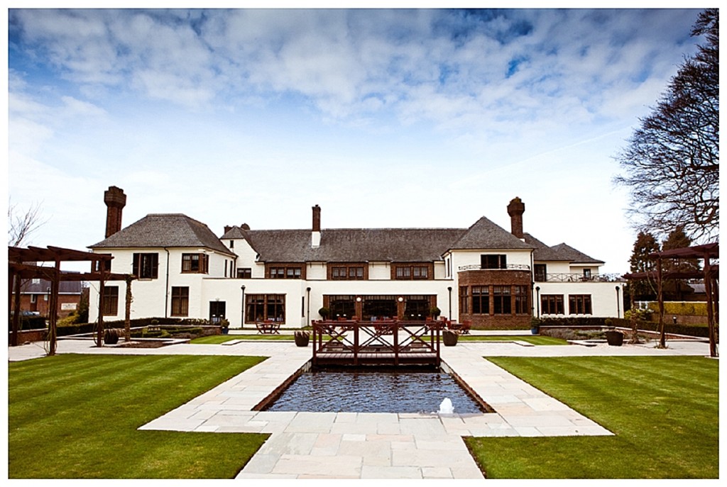 Tangled up! A gorgeous scottish wedding!