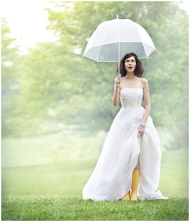 wedding day rain umbrella