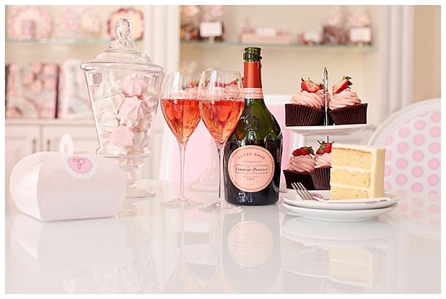 Champagne Laurent-Perrier and Peggy Porschen, London’s prettiest cupcake café, the ultimate cream tea
