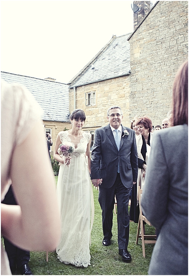 A country cottage style garden wedding in the cotswolds