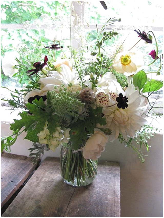 Beautiful Wedding Flowers - Want That Wedding ~ A UK Wedding ...