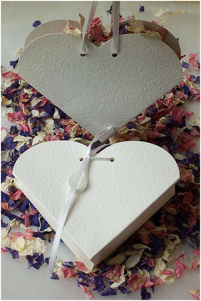 natural confetti heart boxes