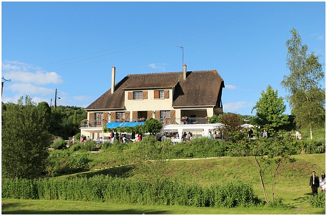 A handmade, rustic wedding in France!