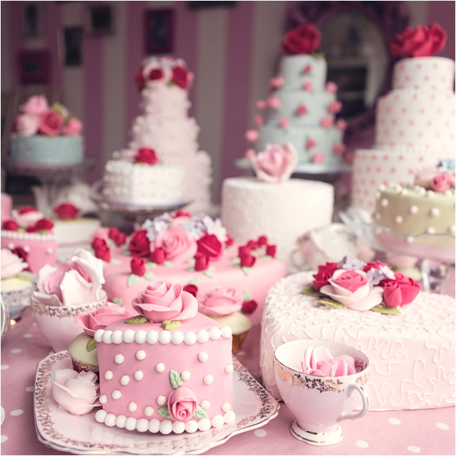 Wedding Cakes: Cath Kidston Inspired | Elizabeth's Cake Emporium