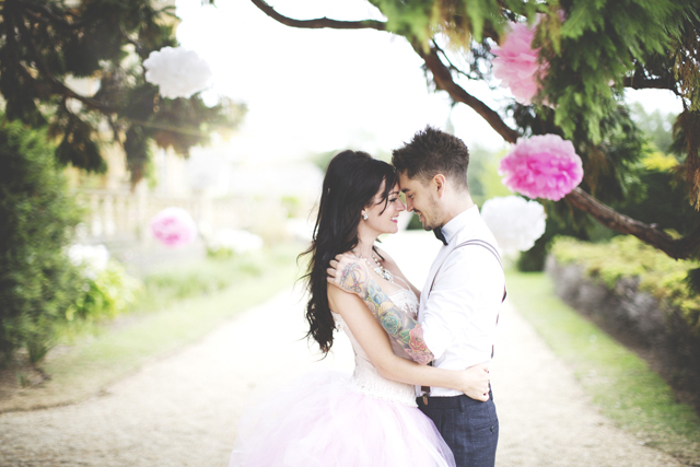 an alternative, pink, black & white bridal shoot with smokin’ hot couple