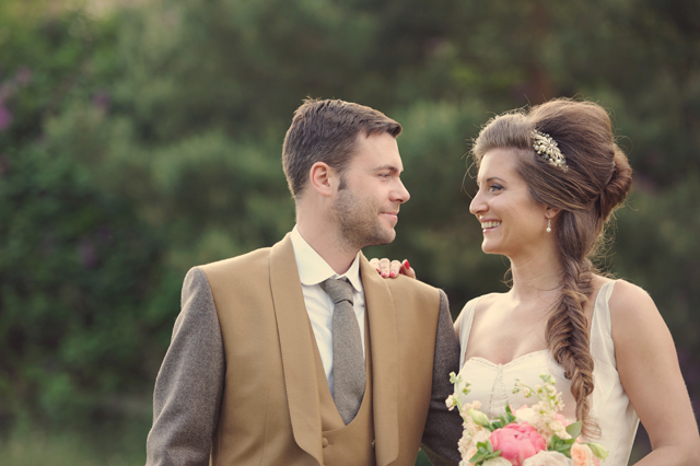 Scotney Castle Golden Glory Wedding Styled Shoot by Rebecca Douglas Photography 0115