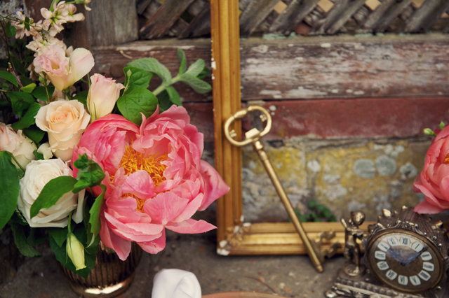 Scotney Castle Golden Glory Wedding Styled Shoot by Rebecca Douglas Photography