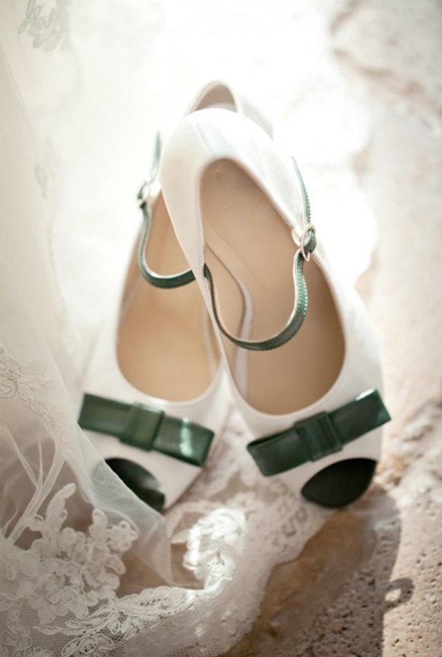 Design Your Own Awesome, Extra Special Wedding Shoes | Dessine-moi un soulier