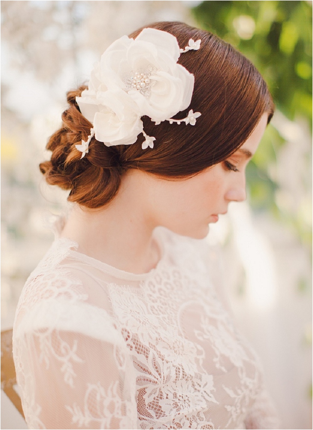 Beautiful headpieces & accessories for the fashion-forward bride