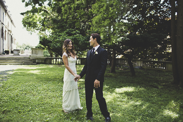 Vintage Charm Real Wedding With Gorgeous Claire Pettibone Bride