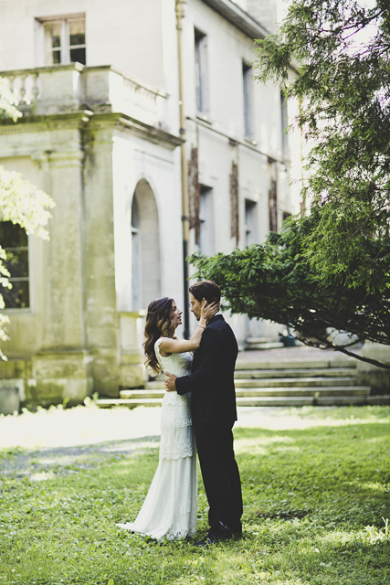 Vintage Charm Real Wedding With Gorgeous Claire Pettibone Bride