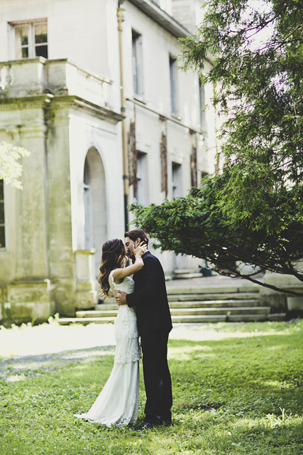 Vintage Charm Real Wedding With Gorgeous Claire Pettibone Bride