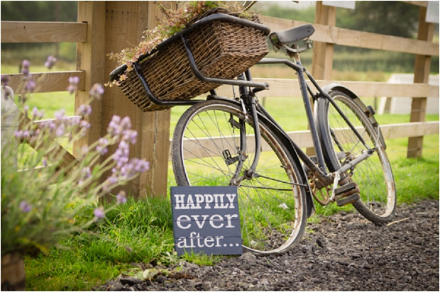 Sweet & Rustic Vintage Inspired Bridal Shoot_0002