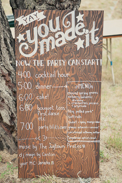 the whole event wedding signage