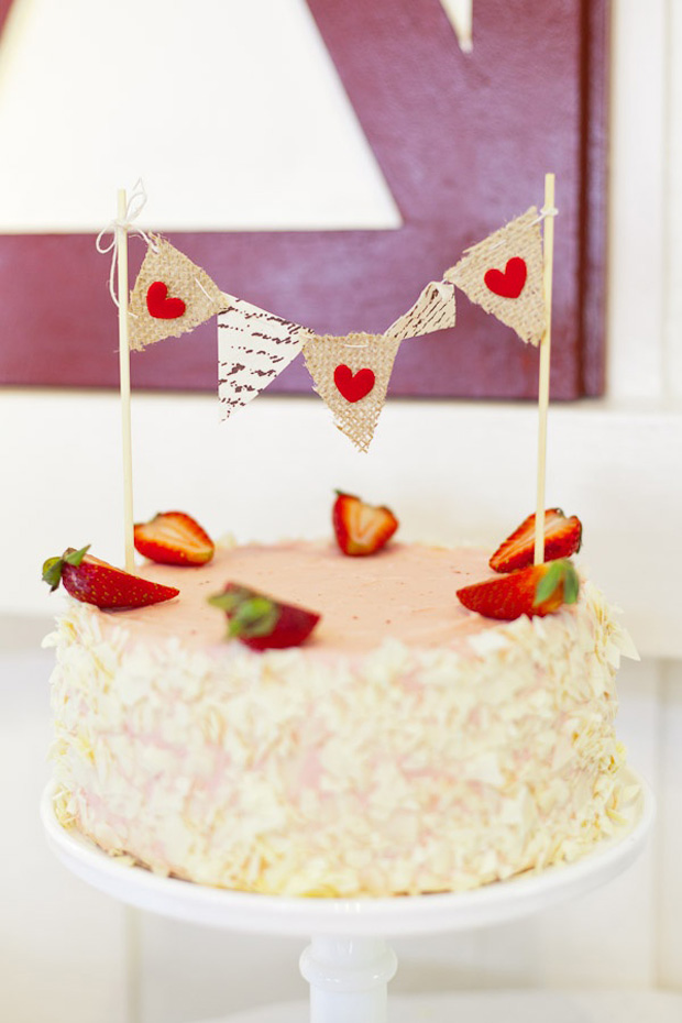 Mini heart bunting cake topper