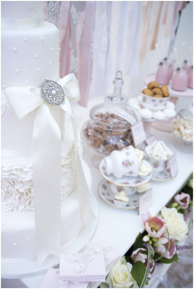 romantic, vintage inspired dessert table with a soft colour palette of pinks, ivory's and nudes_0020