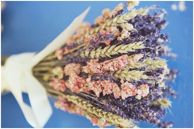 Dried Flowers For Your Wedding Day: Wedding Ideas