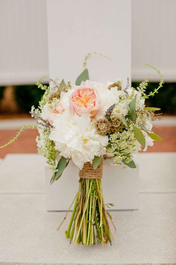 How to create a rustic bridal bouquet!