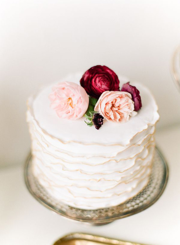 cranberry and blush cakes