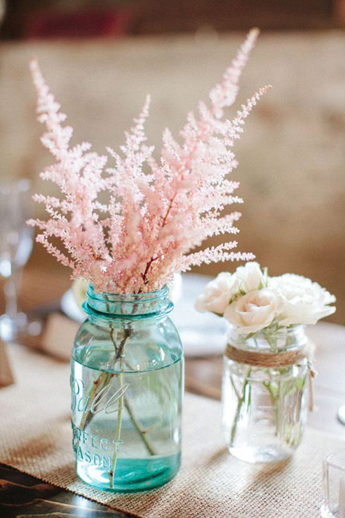 turquiose mason jar and pink astibe