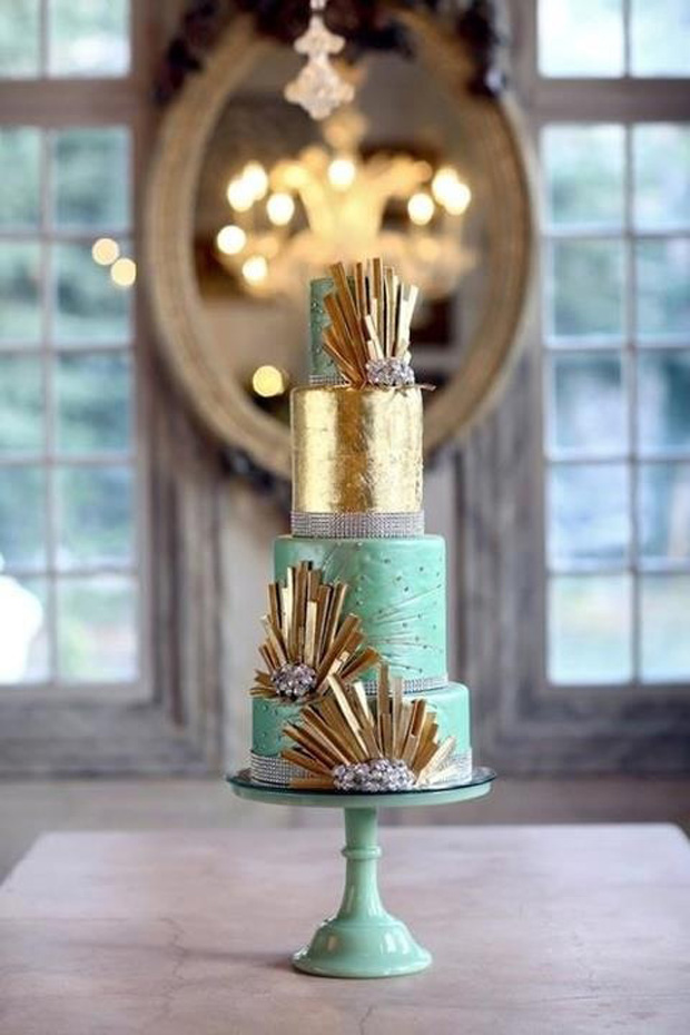 Lucite Green & Gold Wedding Cake