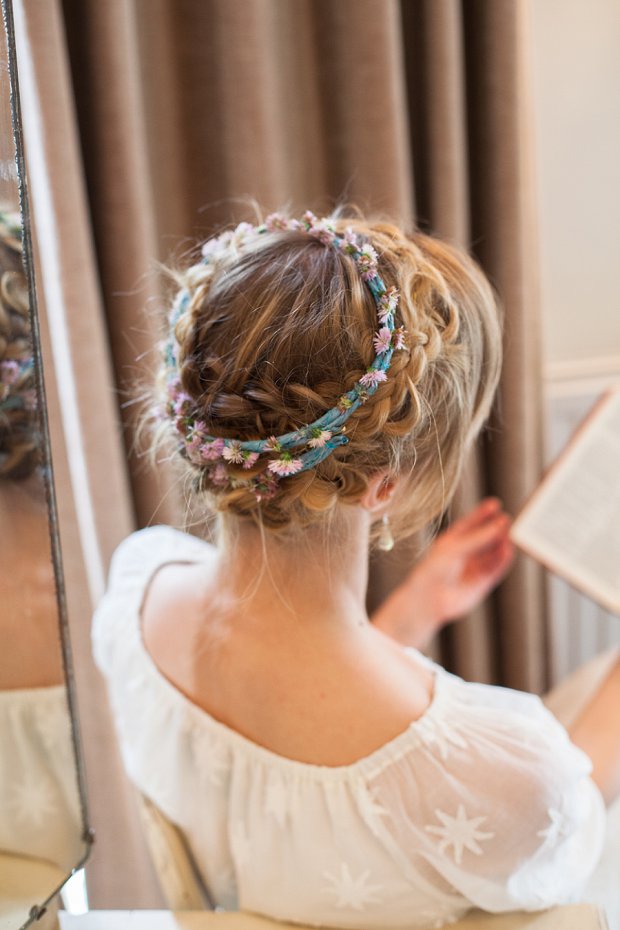 Beautiful & Unique Hair Accessory Ideas For Your Wedding Day