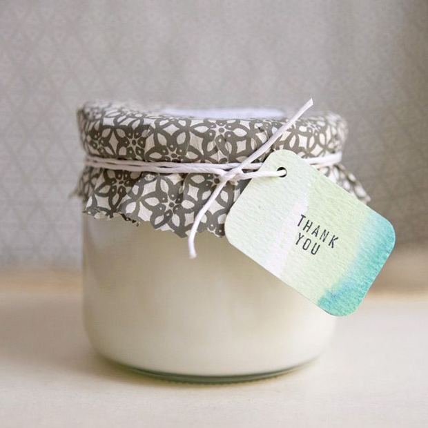 diy candles for unique thoughtful wedding favour