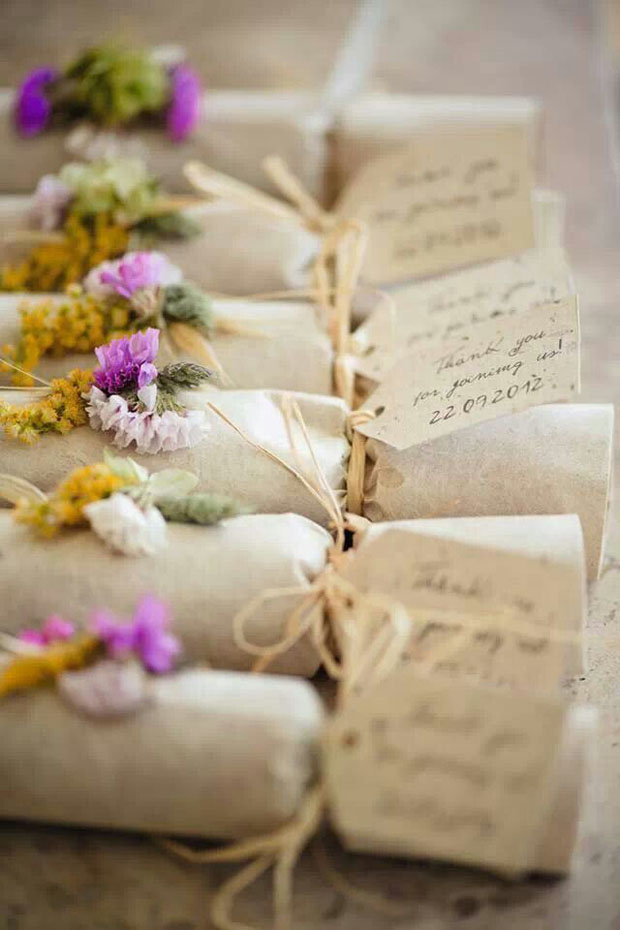 wedding favour wrapping ides - pretty rustic floral crackers