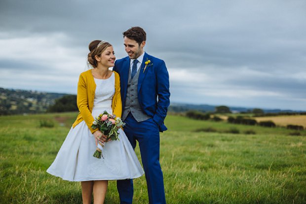 Blue & Mustard Rustic Barn Wedding With 50s Wedding Dress_0059