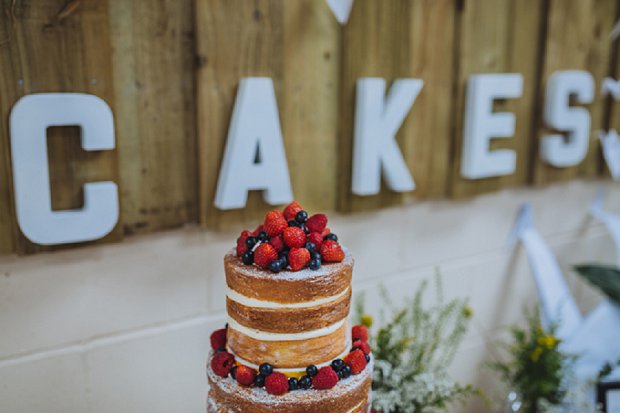 Blue & Mustard Rustic Barn Wedding With 50s Wedding Dress_0087