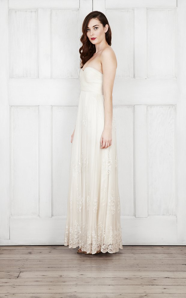 Catherine Deane Bridal 2015 Wedding Dresses For Modern Brides Looking For a Touch of Romantic Nostalgia_0045
