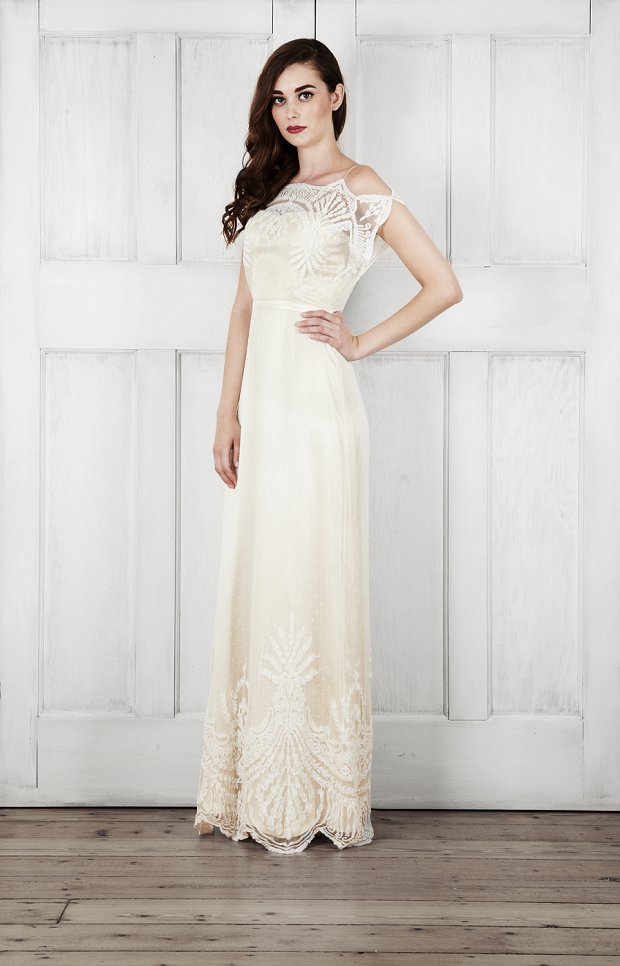 Catherine Deane Bridal 2015 Wedding Dresses For Modern Brides Looking For a Touch of Romantic Nostalgia_0046