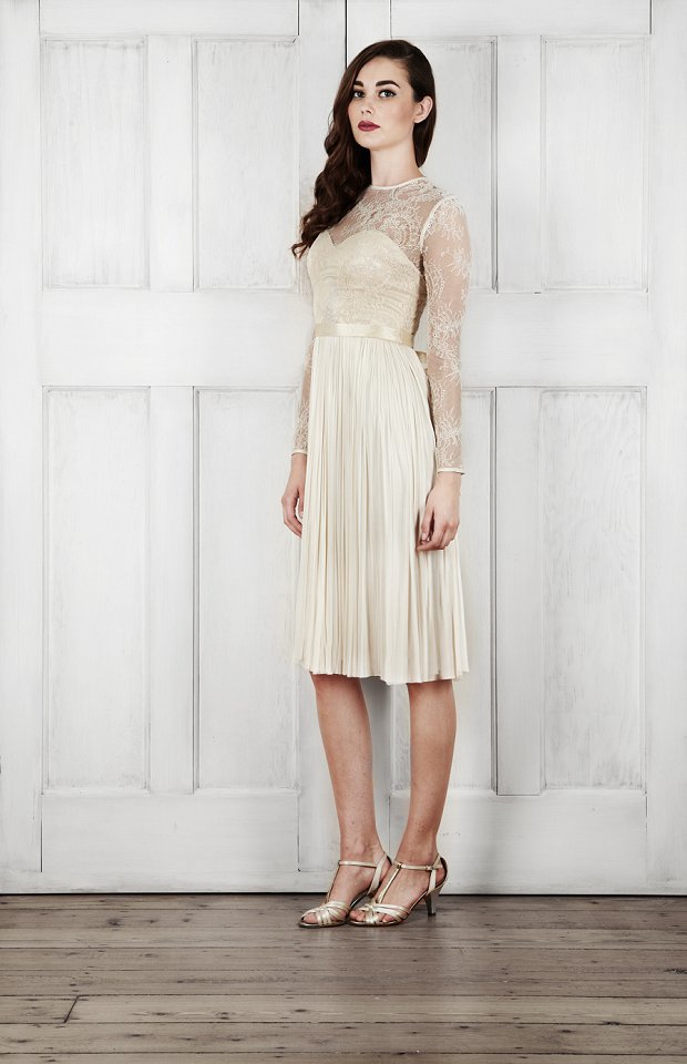 Catherine Deane Bridal 2015 Wedding Dresses For Modern Brides Looking For a Touch of Romantic Nostalgia_0053