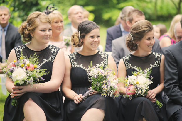 Black & White Stripes With Contrasting Floral Theme Real Weddng (15)