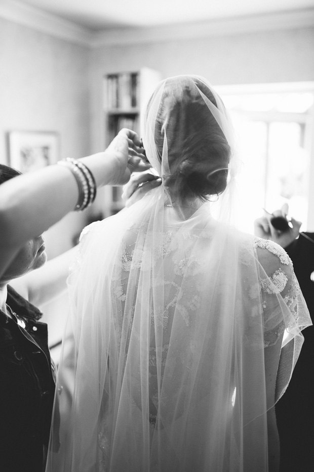 Relaxed Vintage Glamour Wedding With Jenny Packham Bride: Emma & Chris