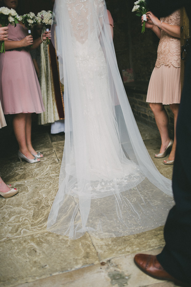 Relaxed Vintage Glamour Wedding With Jenny Packham Bride: Emma & Chris