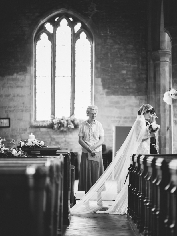 Relaxed Vintage Glamour Wedding With Jenny Packham Bride: Emma & Chris