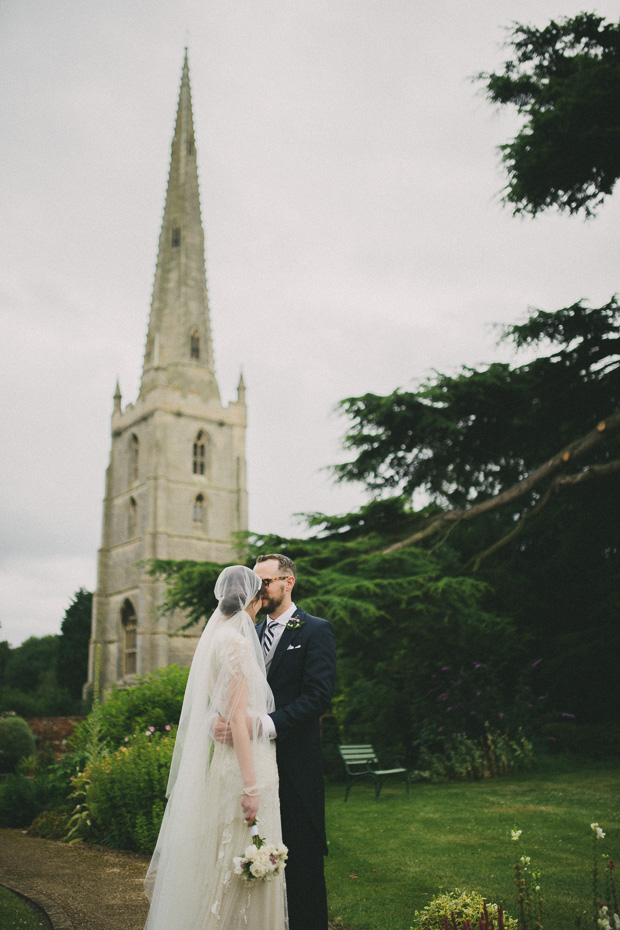 Relaxed Vintage Glamour Wedding With Jenny Packham Bride: Emma & Chris