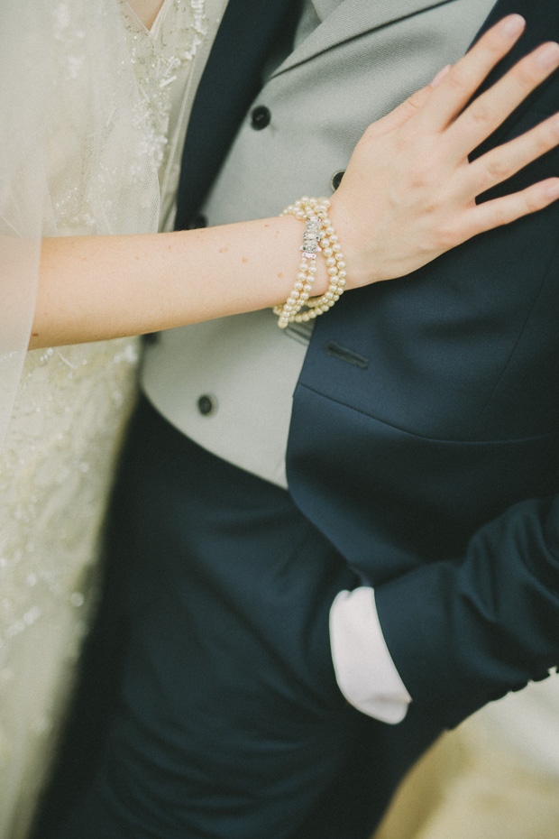 Relaxed Vintage Glamour Wedding With Jenny Packham Bride: Emma & Chris