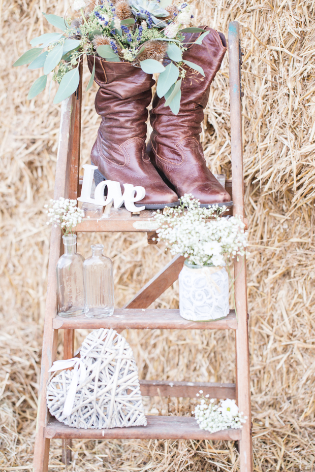 Rustic Glam Styled Wedding Inspiration With a Touch of Western