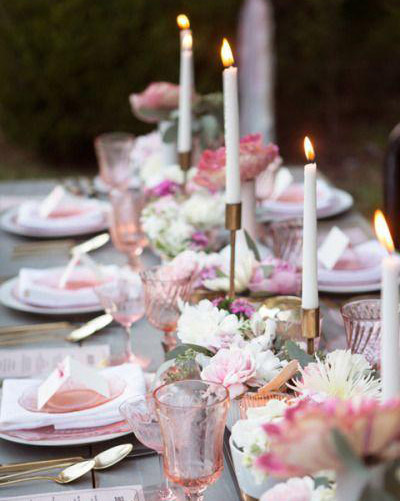 Pink & Grey With a Hint of Peach: Wedding Inspiration & Colour Ideas