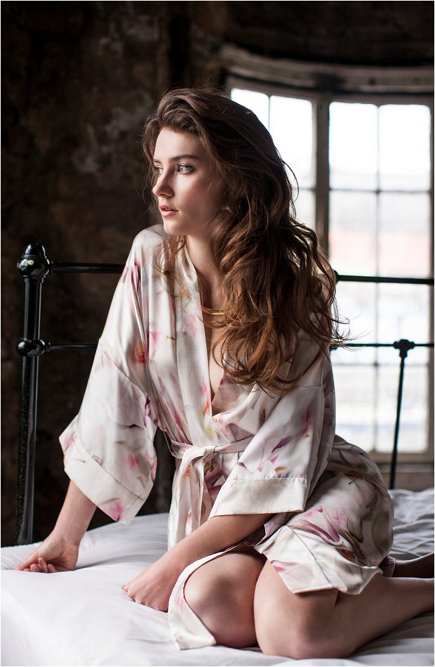 Violet & Wren Win a Luxury Silk Kimono So Beautiful For Your Wedding Morning_0015