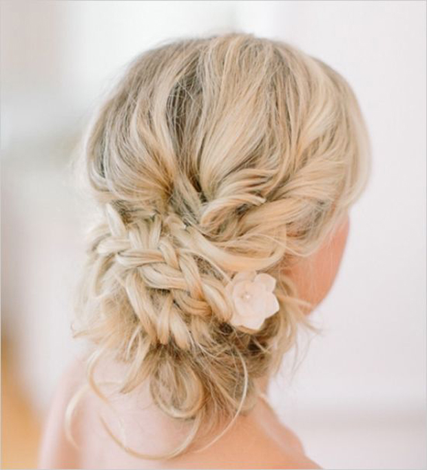Messy Hair Don't Care! 16 Messy Bridal Hairstyles That Just Don't Give a Damn