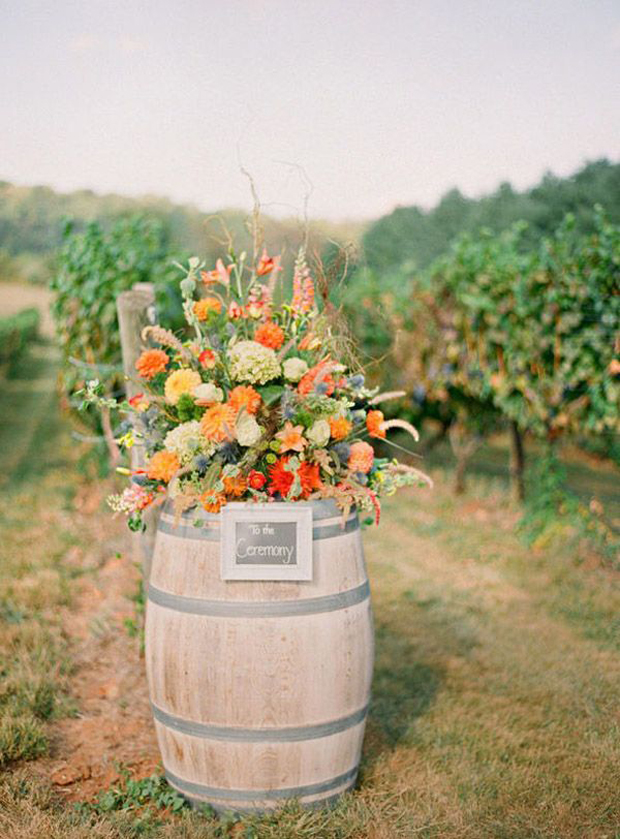 Orange, Gold & Peach Wedding Inspiration: Colour Ideas