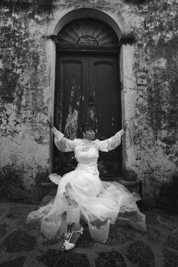 Dramatic Italian Real Wedding & Yolan Cris Bride: Agnese & James