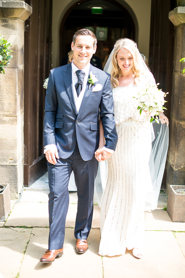 An Elegant 1920s inspired White Wedding With Gypsophilia Details: Jodie ...